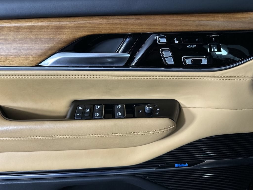 2024 Jeep Grand Wagoneer L Series III 4x4