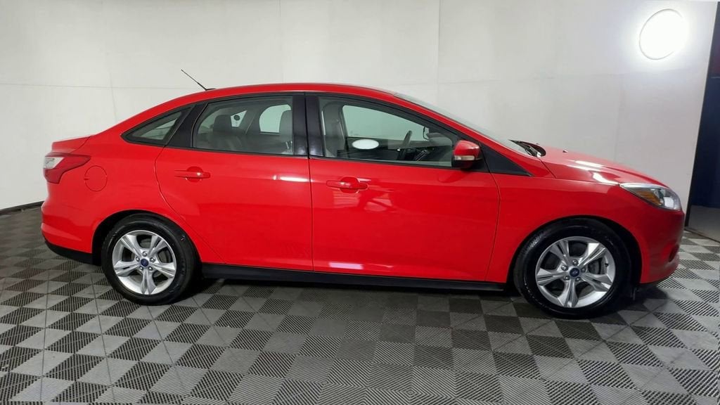 Used 2014 Ford Focus SE with VIN 1FADP3F29EL116185 for sale in Alliance, OH
