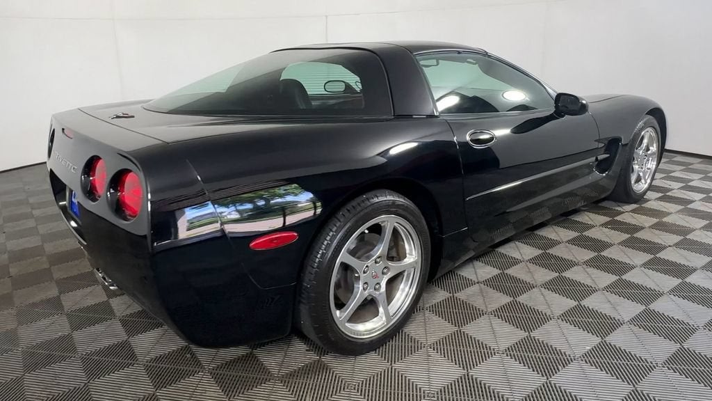 2004 Chevrolet Corvette NA
