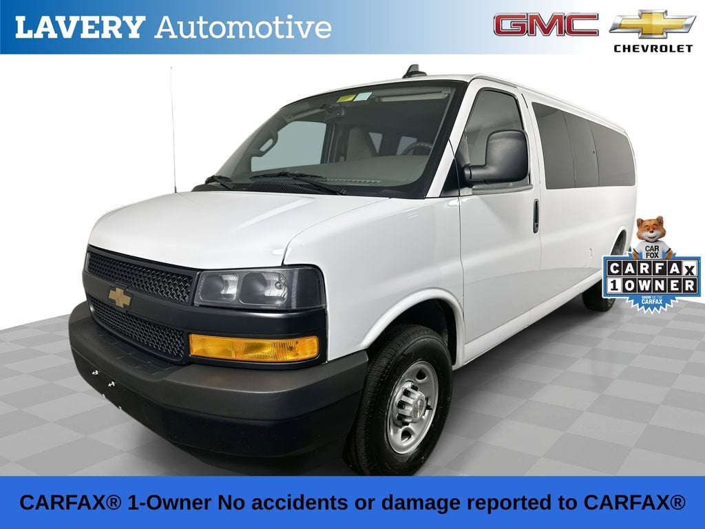 2025 Chevrolet Express 3500 LS Extended's photo