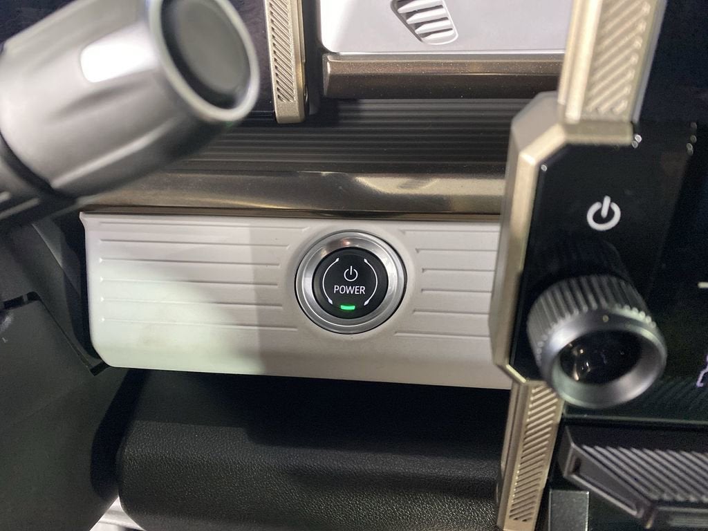 2024 GMC HUMMER EV SUV 2X