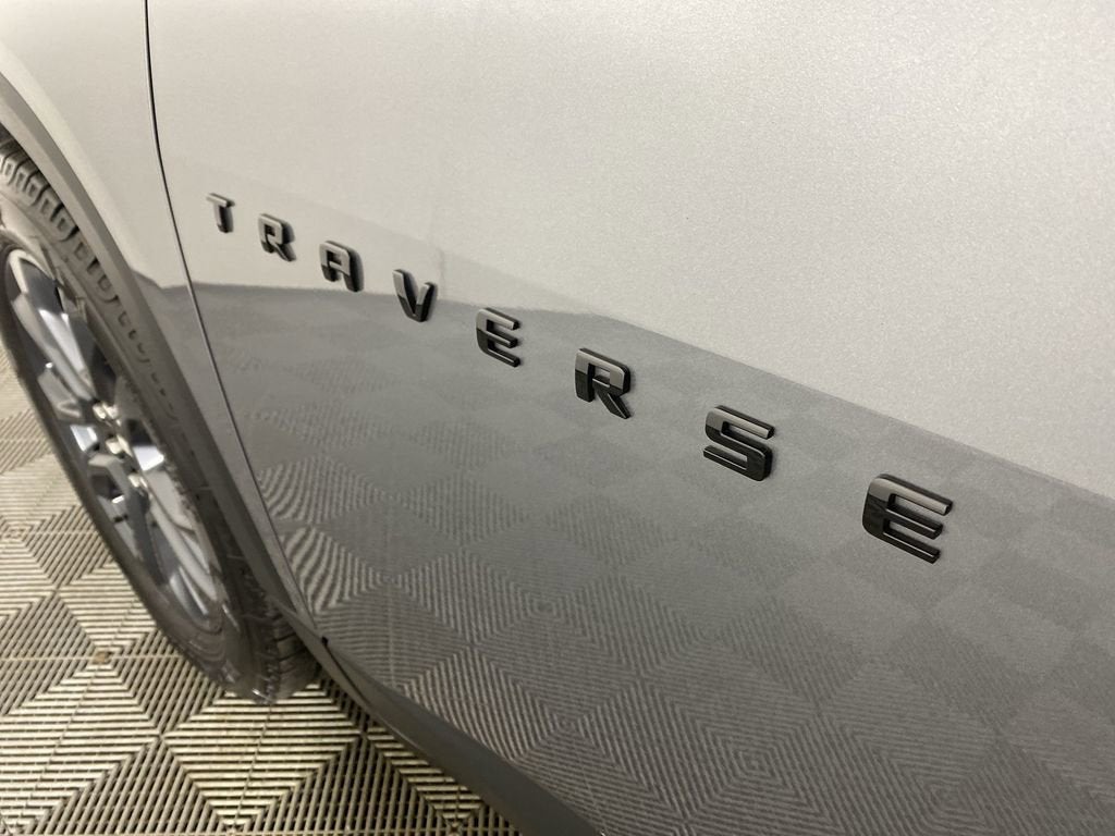 2021 Chevrolet Traverse RS