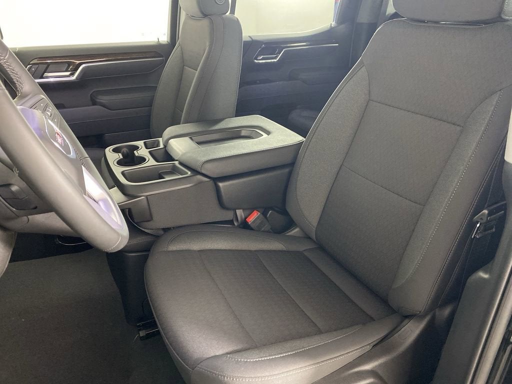 2025 GMC Sierra 1500 SLE