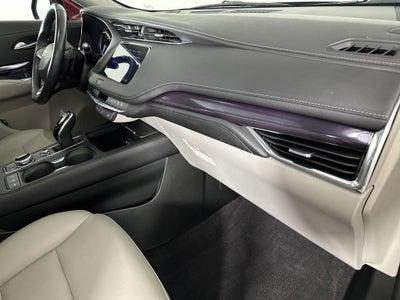 2023 Cadillac XT4 Luxury