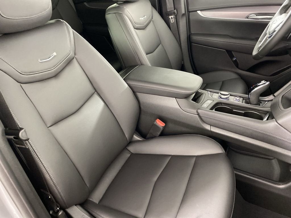 2025 Cadillac XT5 Luxury