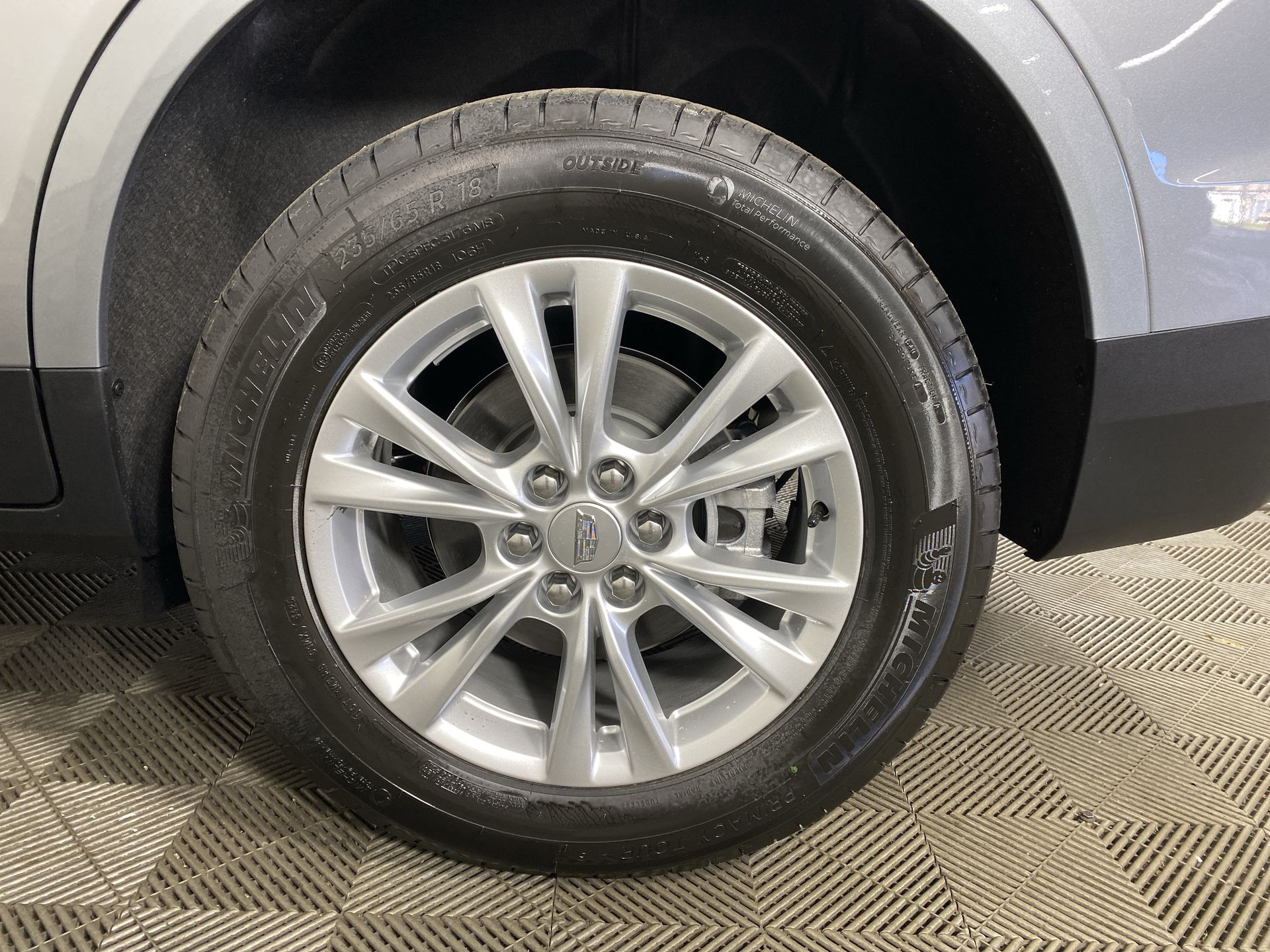 2025 Cadillac XT5 Luxury