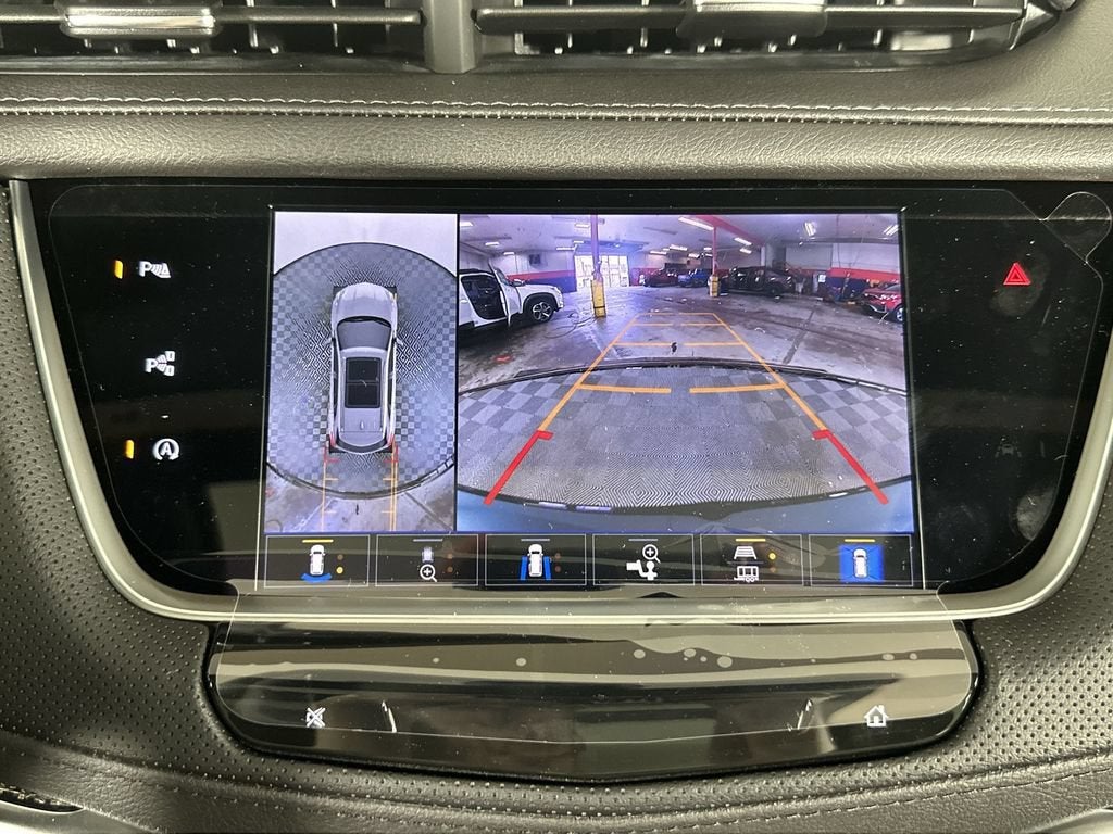 2026 Cadillac XT5 Sport