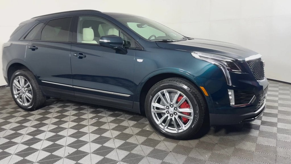 2026 Cadillac XT5 Sport