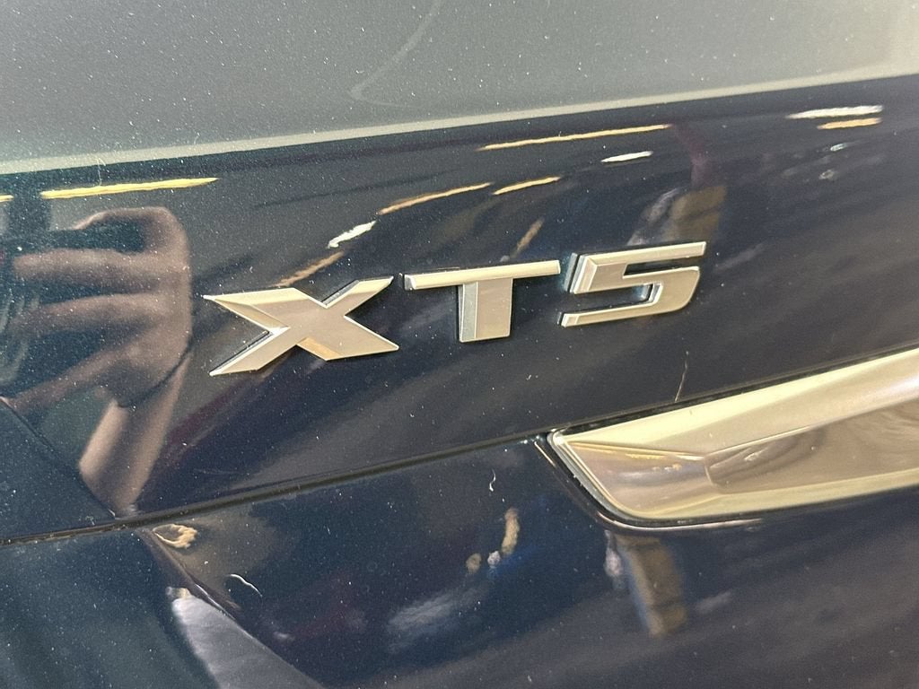 2026 Cadillac XT5 Sport