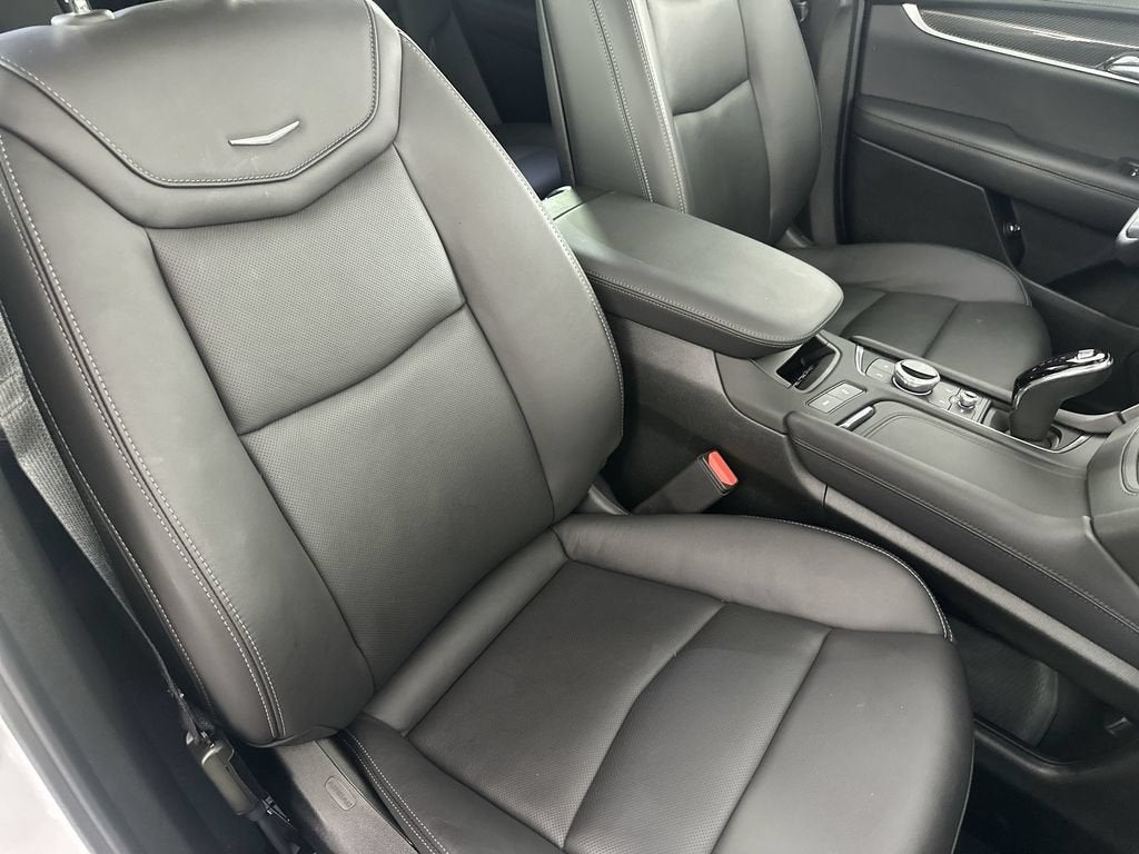 2025 Cadillac XT6 Sport