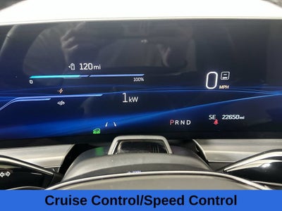 2023 Cadillac LYRIQ Luxury