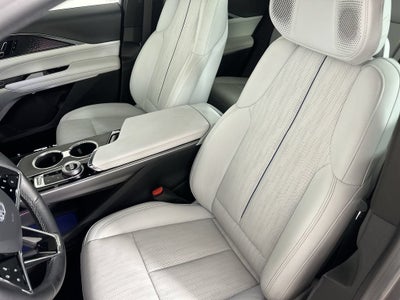 2023 Cadillac LYRIQ Luxury