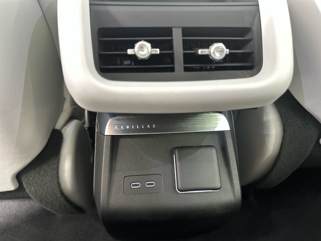 2023 Cadillac LYRIQ Luxury