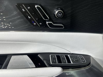 2023 Cadillac LYRIQ Luxury