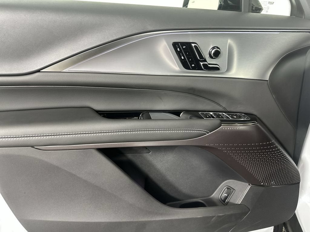 2027 Cadillac LYRIQ Luxury
