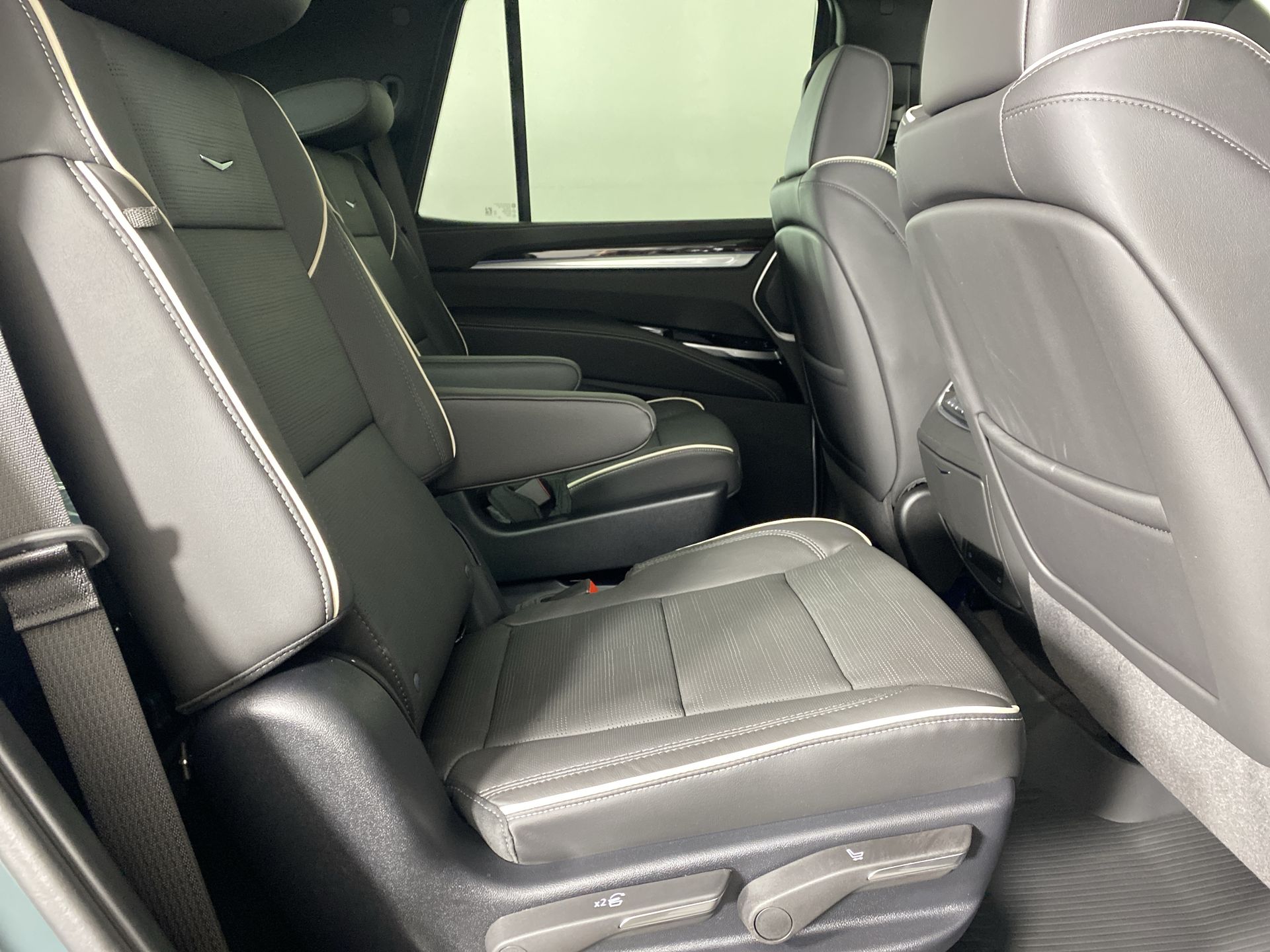 2025 Cadillac Escalade Premium Luxury