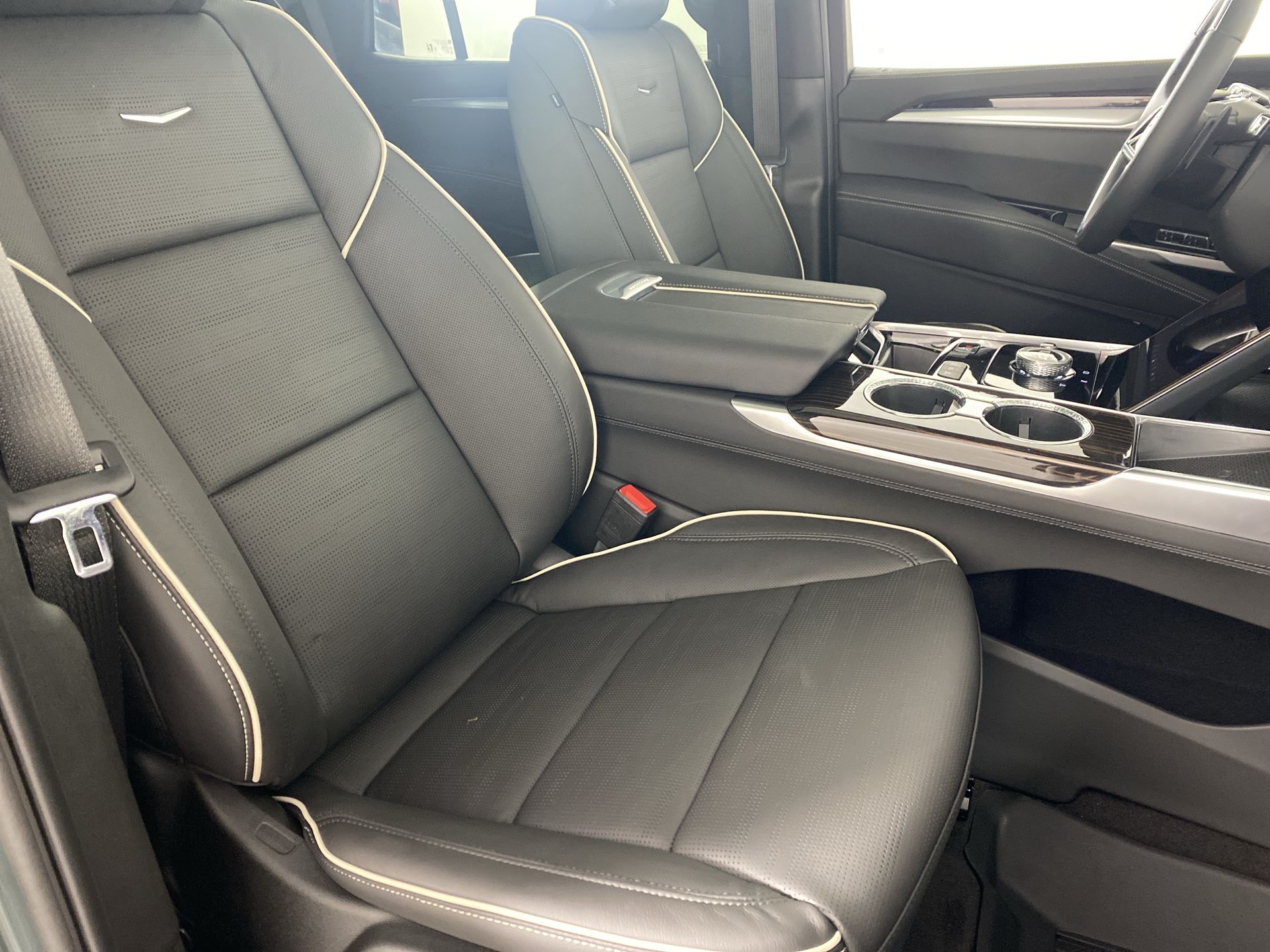 2025 Cadillac Escalade Premium Luxury