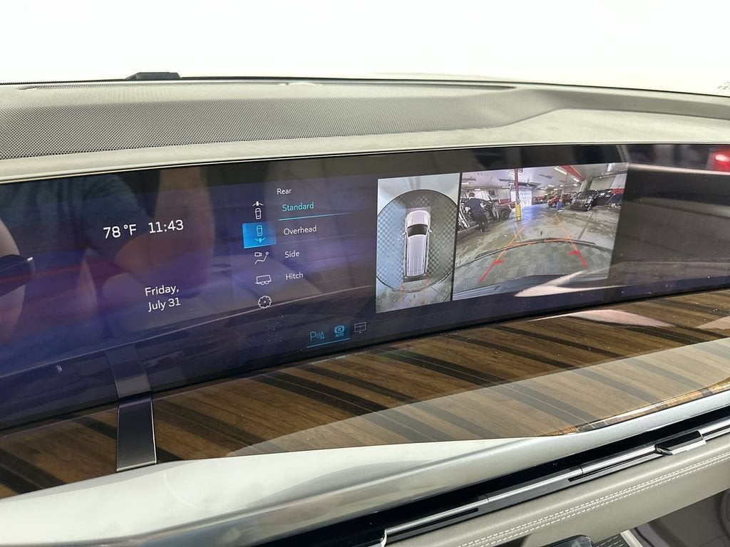 2026 Cadillac Escalade Platinum Sport - Photo 16