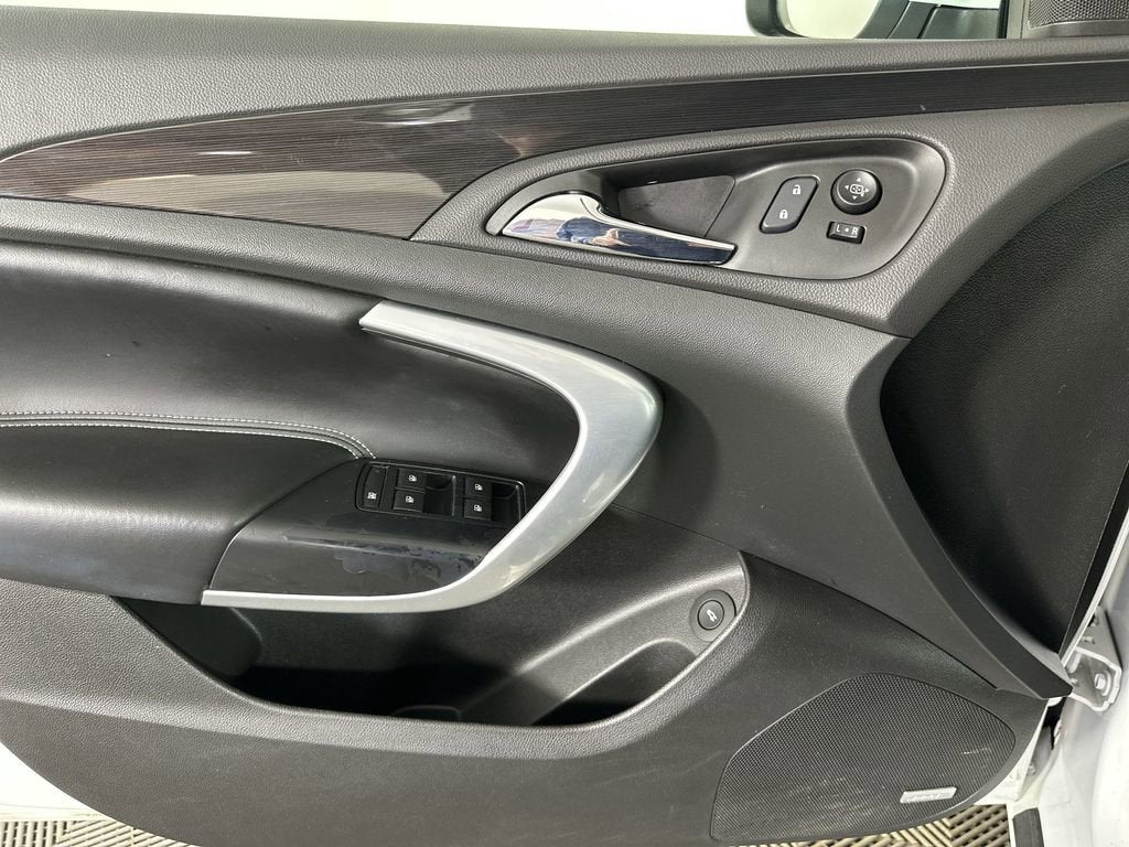 2016 Buick Regal Premium II