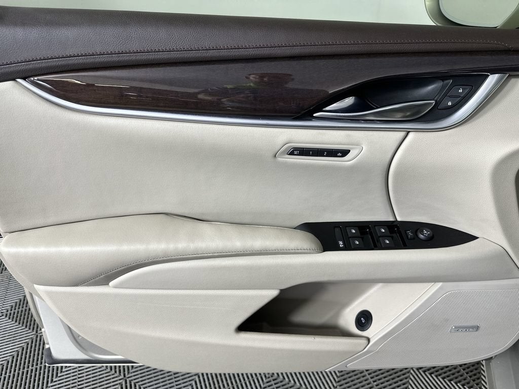 2016 Cadillac XTS Luxury Collection