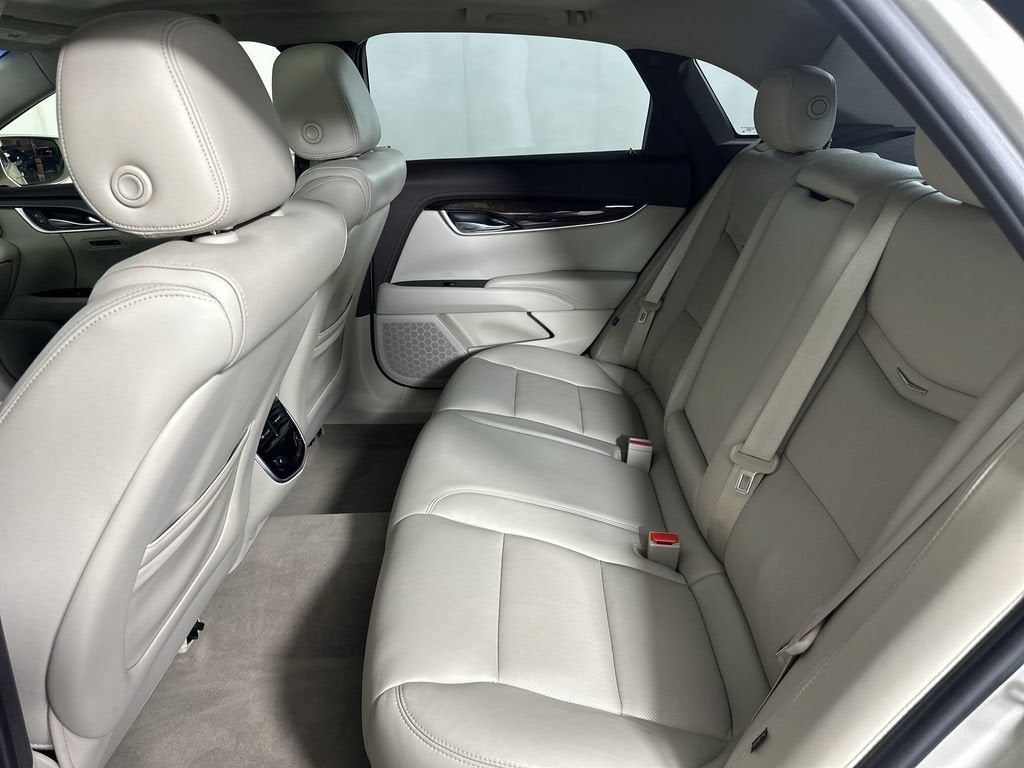 2016 Cadillac XTS Luxury Collection