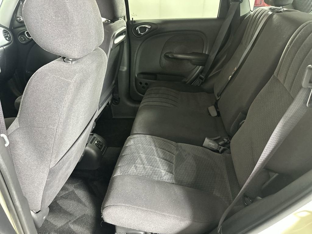 2004 Chrysler PT Cruiser Base