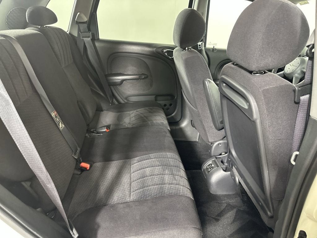 2004 Chrysler PT Cruiser Base