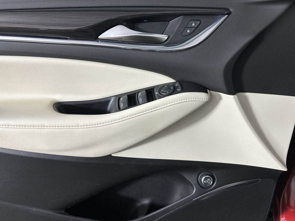 2022 Buick Enclave Essence