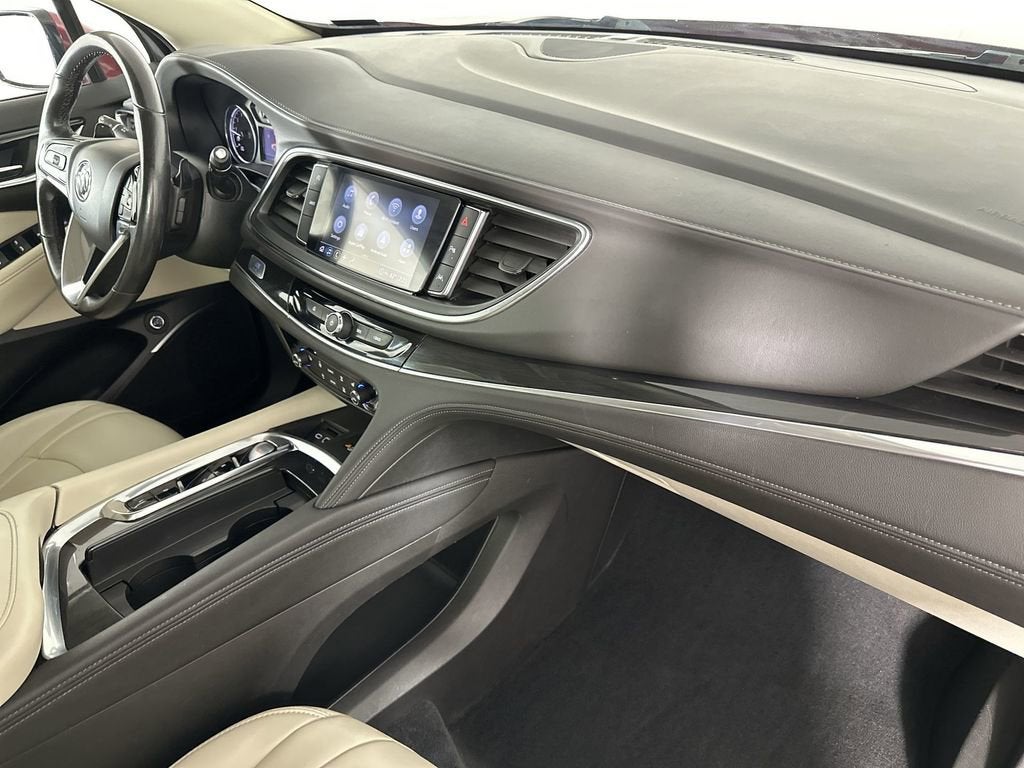 2022 Buick Enclave Essence
