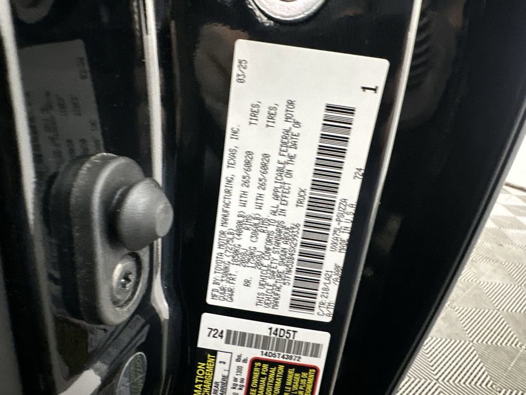 2025 Toyota Tundra Platinum