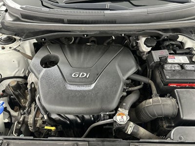 2017 Hyundai Veloster Base w/Black