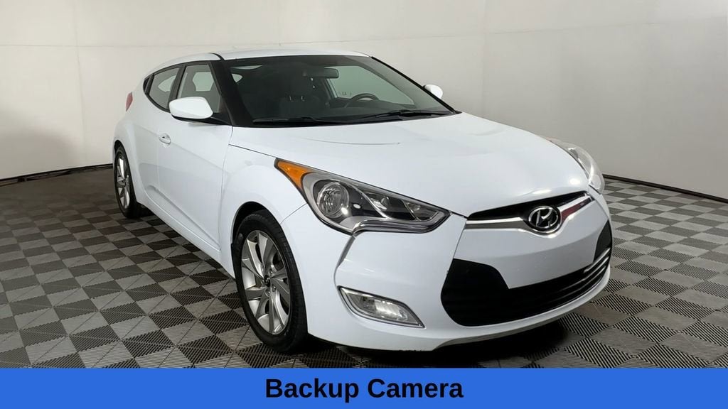 2017 Hyundai Veloster Base w/Black