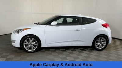 2017 Hyundai Veloster Base w/Black