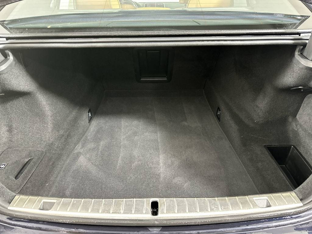 2022 BMW 740 i xDrive