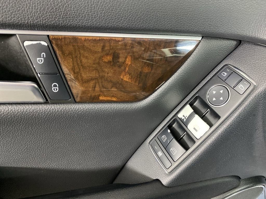 2013 Mercedes-Benz C 300 Luxury 4MATIC®