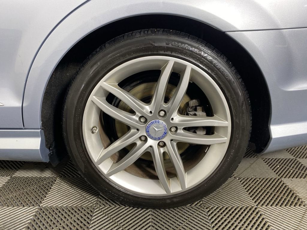 2013 Mercedes-Benz C 300 Luxury 4MATIC®